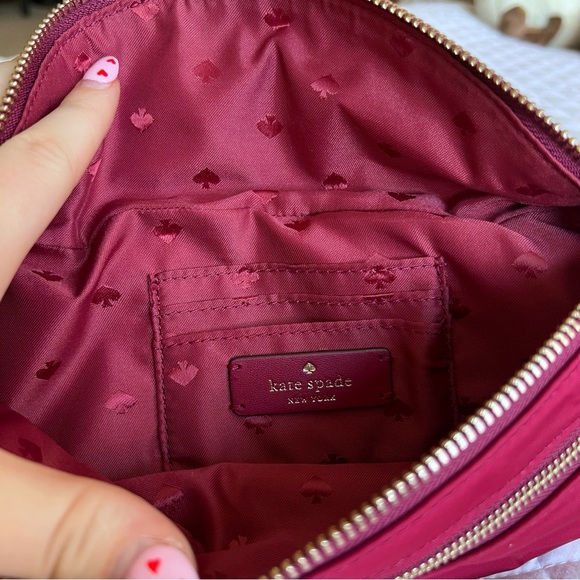 Kate Spade Chelsea Red Cranberry Nylon Belt Bag Fanny Pack Gold Hardware - Picture 7 of 7